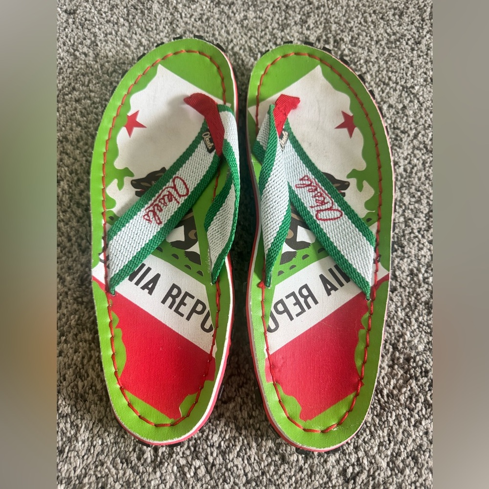 Aksels California flag flip-flops size 11